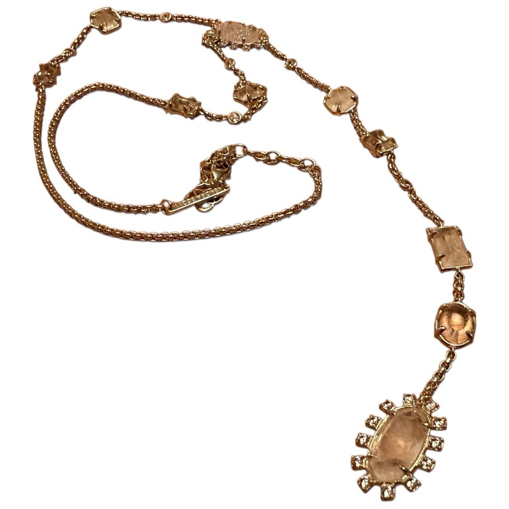 Elegant Gold Necklace with Gemstone Accents